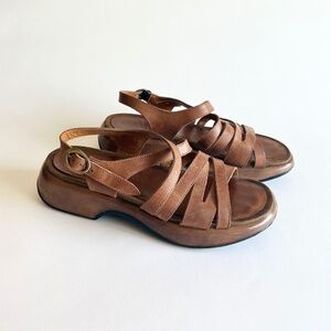 Dansko Tan Leather Rubber Outsole Sandals size EUR 41, US 10.5